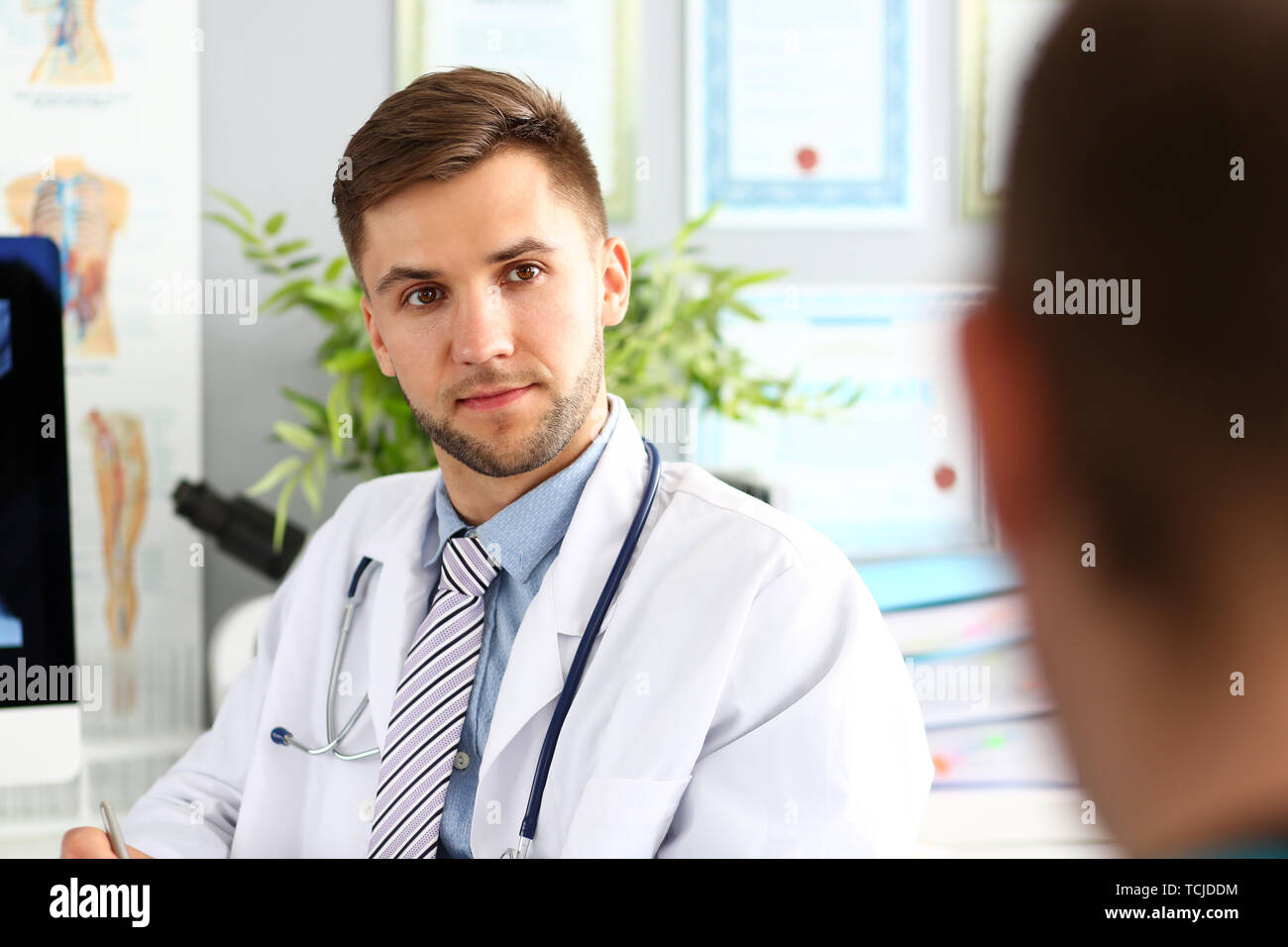 Smart white uniform hi-res stock photography and images - Alamy