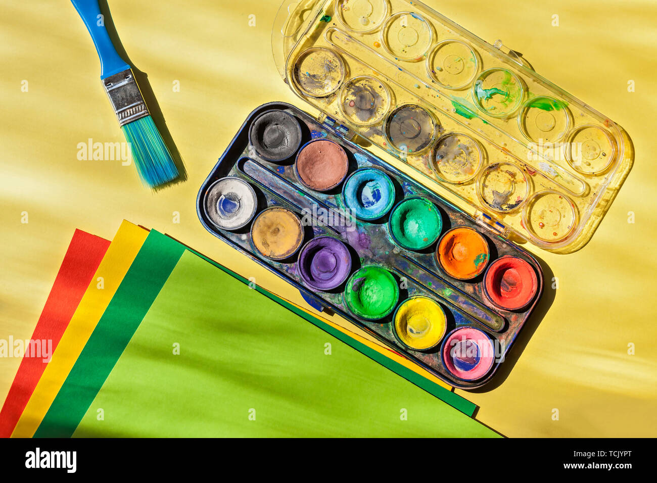 Colored paint and variety brush for art school, office, workshops. Colorful drawing  tools for kids, pupils and students. Painting supplies, art party. Back to  school and education concept. Vector 27923906 Vector Art