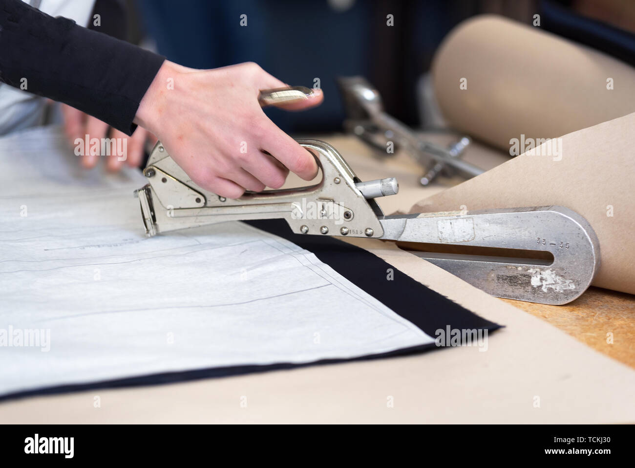 fabric stapler