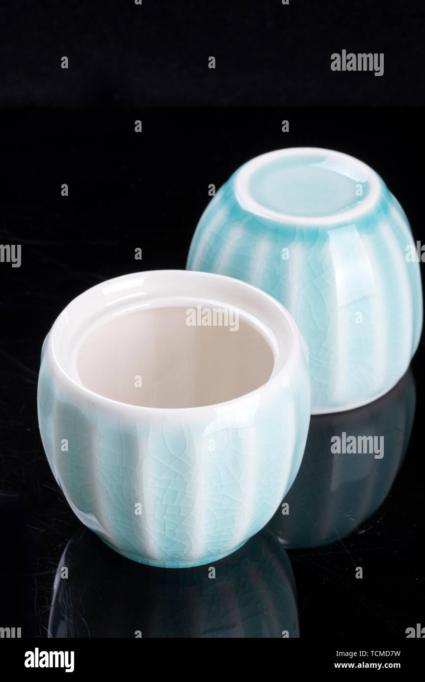 Ribbed porcelain pot hi-res stock photography and images - Alamy