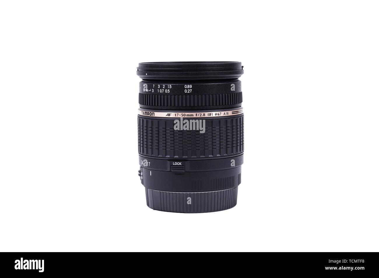 Tamron 17 50mm hi-res stock photography and images - Alamy