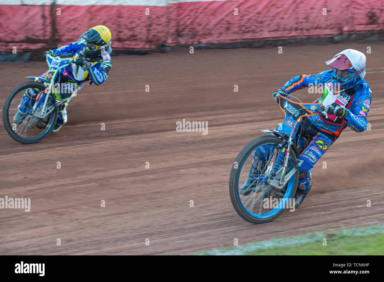 Glasgow, Scotland, UK. 08th June, 2019.  Nico Covatti (White) inside Pontus Aspgren (Yellow) during the FIM Speedway Grand Prix World Championship - Qualifying Round 1 at the Peugeot Ashfield Stadium, Glasgow on Saturday 8th June 2019. (Credit: Ian Charles | MI News) Credit: MI News & Sport /Alamy Live News Stock Photo