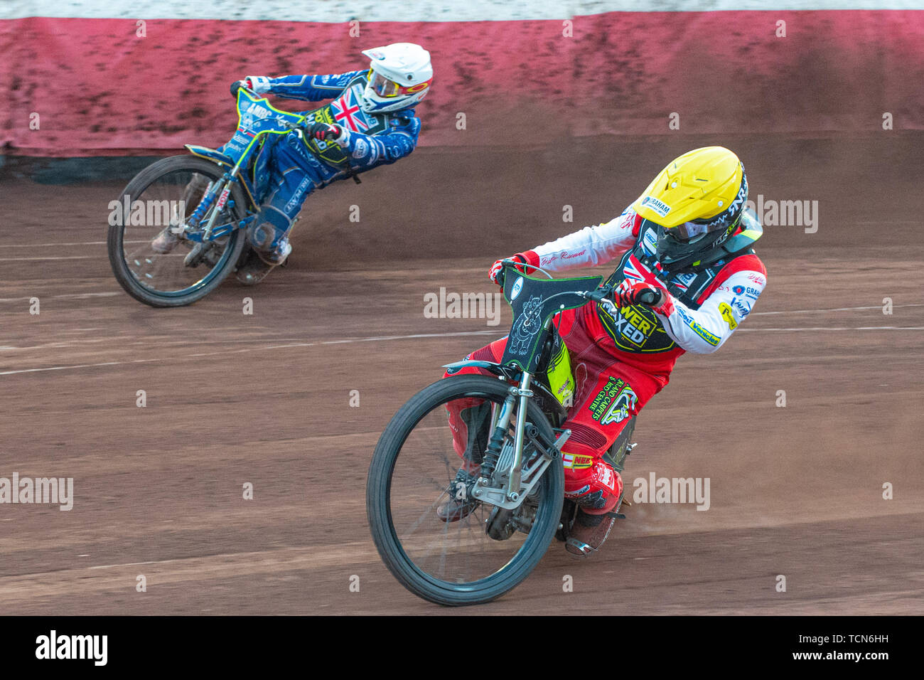 Glasgow, Scotland, UK. 08th June, 2019.  Craig Cook (Yellow) on his way to winning the meeting inside Team GB Team Mate Robert Lambert (White) during the FIM Speedway Grand Prix World Championship - Qualifying Round 1 at the Peugeot Ashfield Stadium, Glasgow on Saturday 8th June 2019. (Credit: Ian Charles | MI News) Credit: MI News & Sport /Alamy Live News Stock Photo