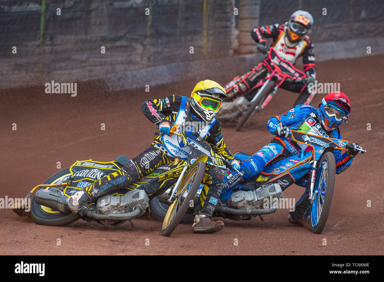 Glasgow, Scotland, UK. 08th June, 2019.  Tero Aarnio (Yellow) outside Nico Covatti (Red) with Glenn Moi (White) behind during the FIM Speedway Grand Prix World Championship - Qualifying Round 1 at the Peugeot Ashfield Stadium, Glasgow on Saturday 8th June 2019. (Credit: Ian Charles | MI News) Credit: MI News & Sport /Alamy Live News Stock Photo