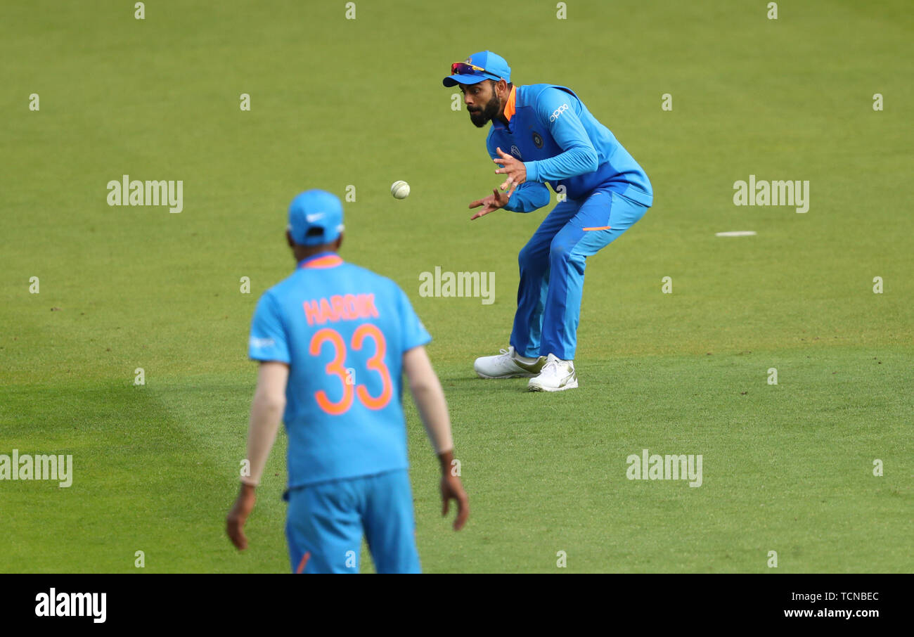 virat-kohli-cricket-high-resolution-stock-photography-and-images-alamy