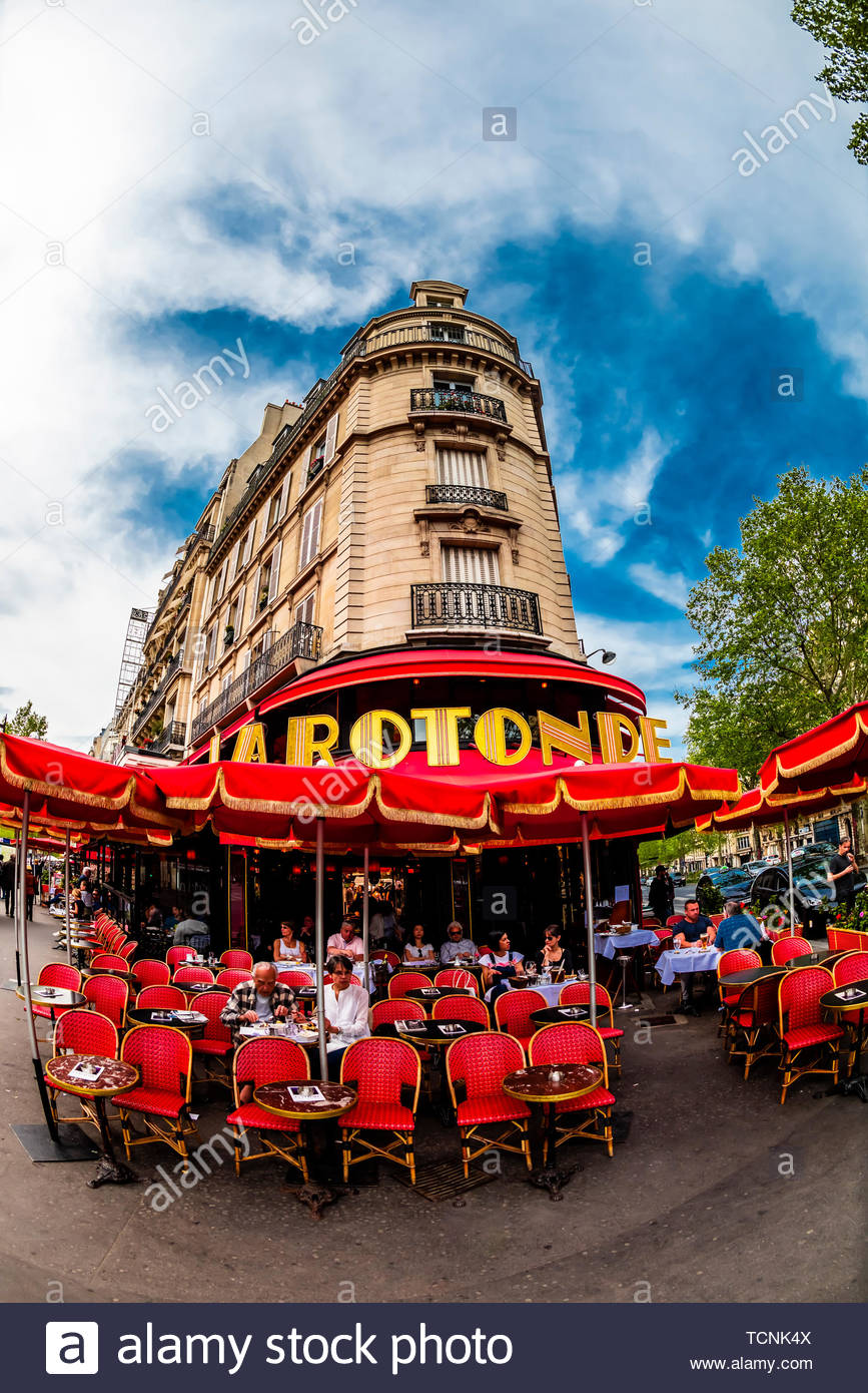 Cafe La Rotonde Stock Photos & Cafe La Rotonde Stock Images - Alamy