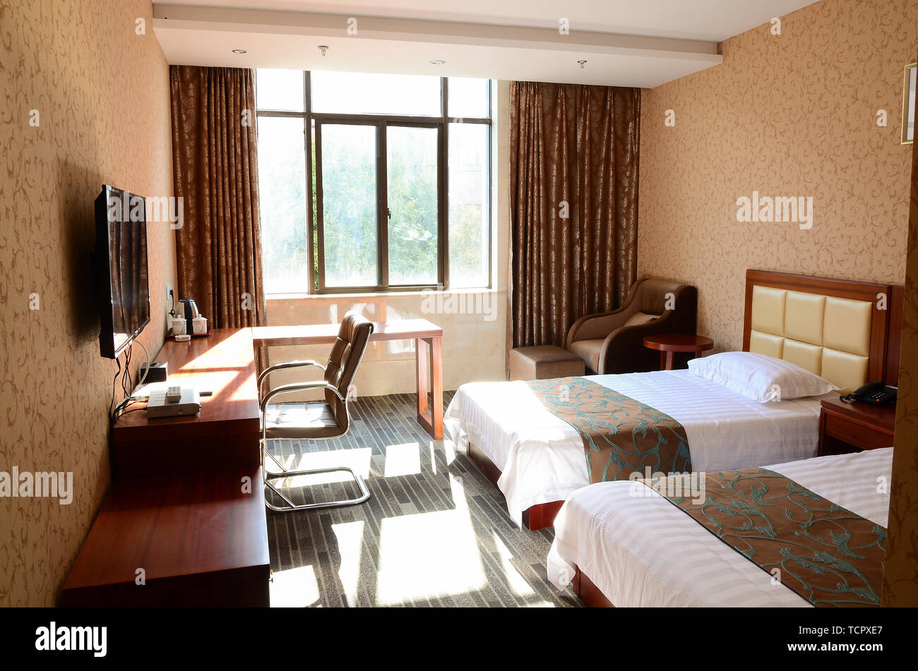 Standard hotel room Stock Photo - Alamy