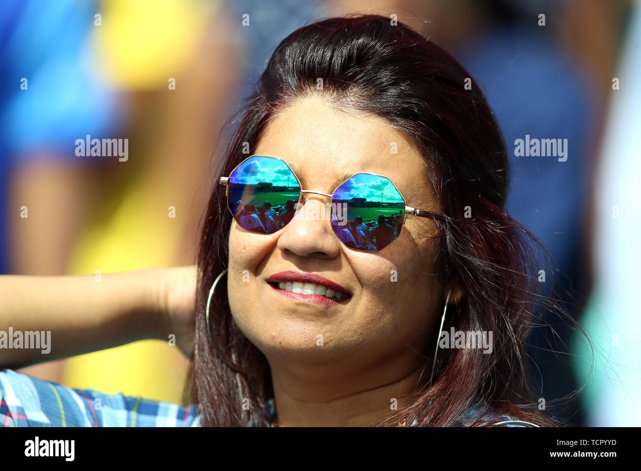 Cricket sunglasses hi-res stock images Alamy