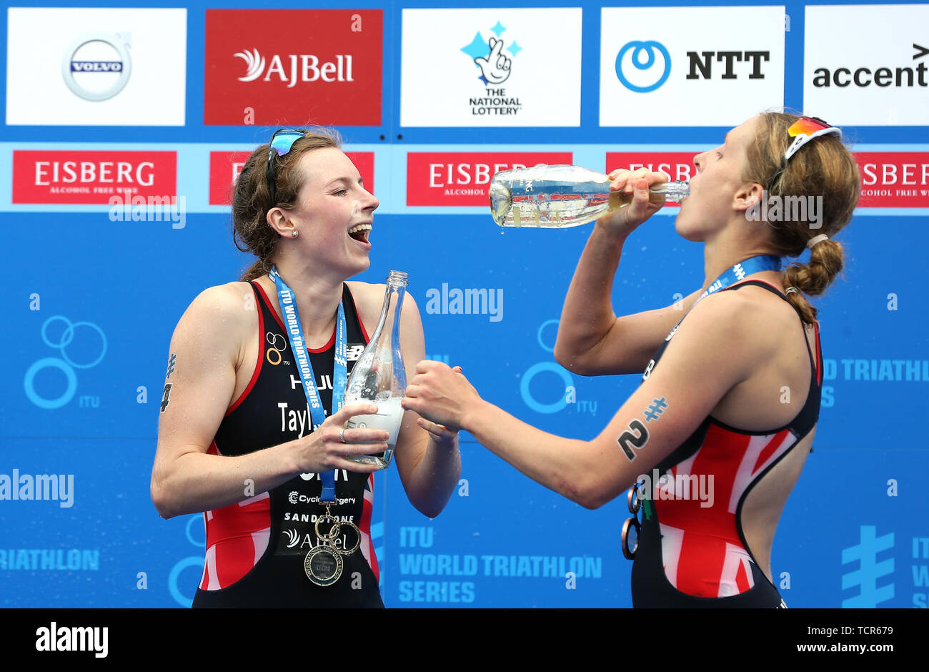 Winner Georgia Taylor-Brown (left) with Jessica Learmonth in third after the Elite Women's race during the 2019 ITU World Triathlon Series Event in Leeds. Stock Photo
