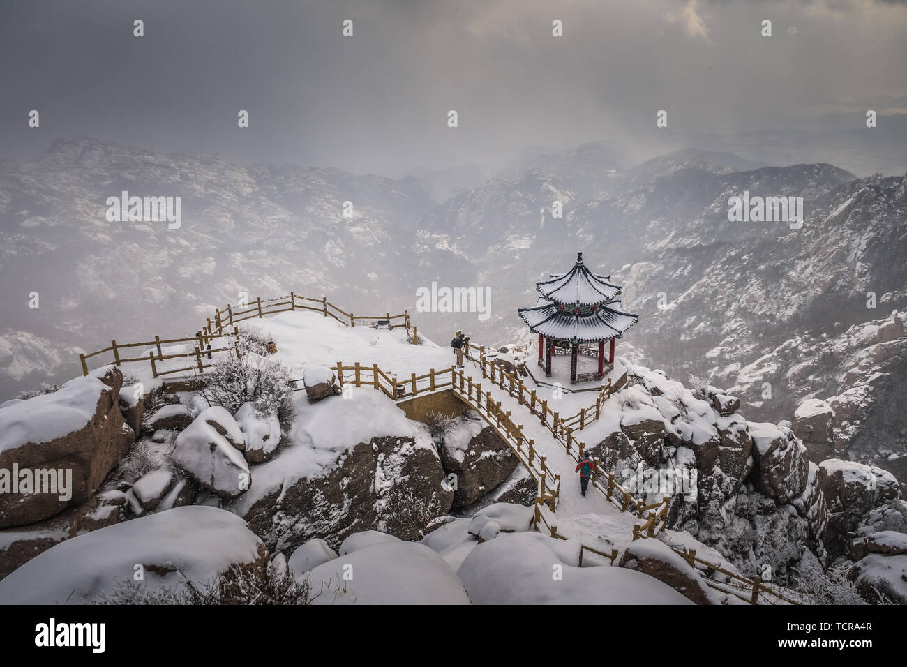 snow, winter, cold, mountain, ice, landscape, sky, tourism, no one, frost,  frozen, nature, cover (candy), outdoors, peaks, weather, scenic, wood,  hills, resorts Stock Photo - Alamy