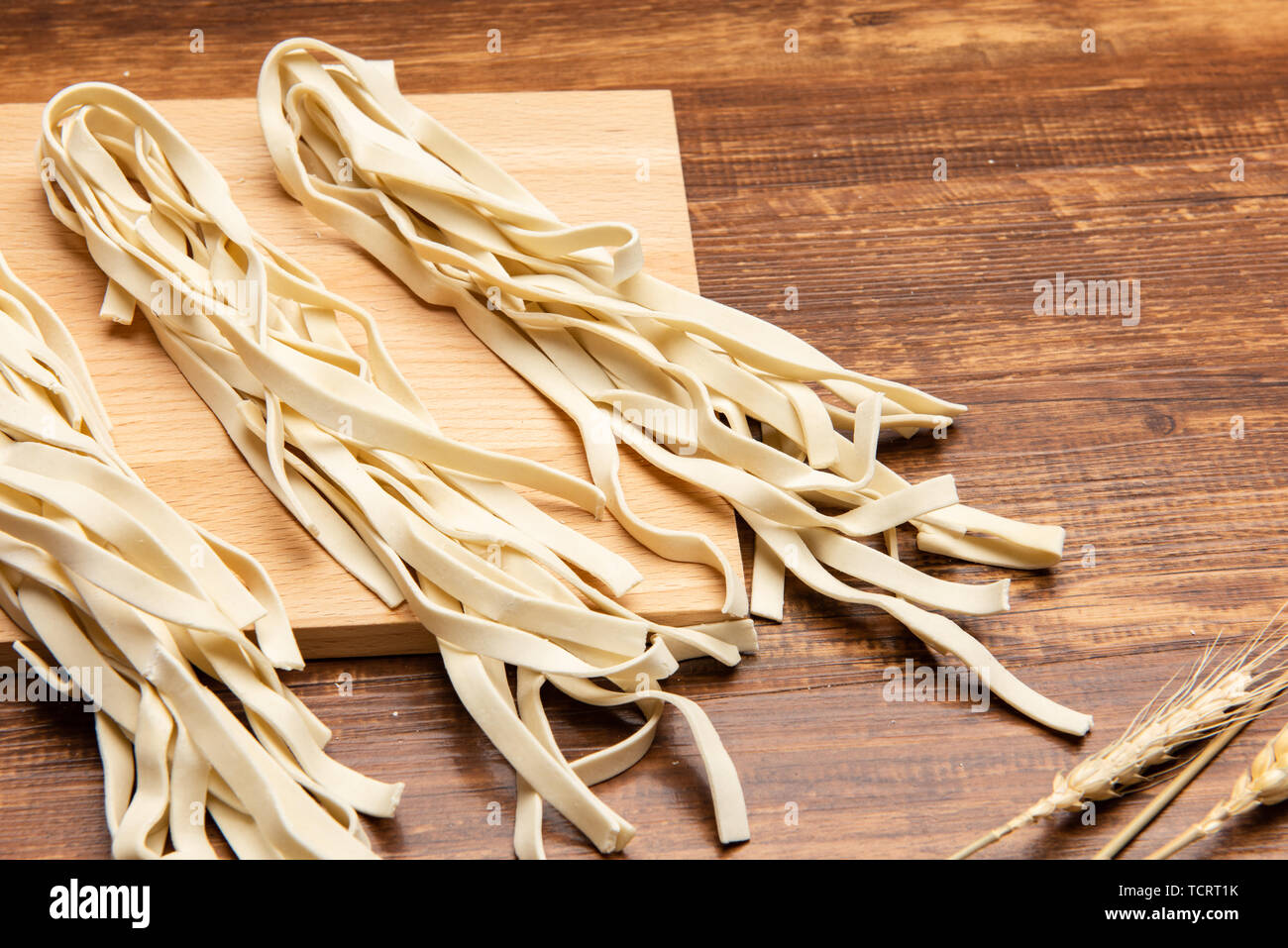 Noodles weight loss healthy green grain northern specialty pasta hand