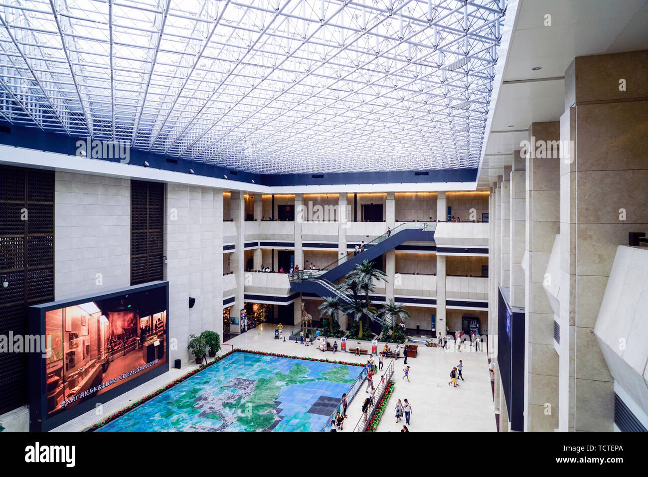 Shenzhen museum hi-res stock photography and images - Alamy