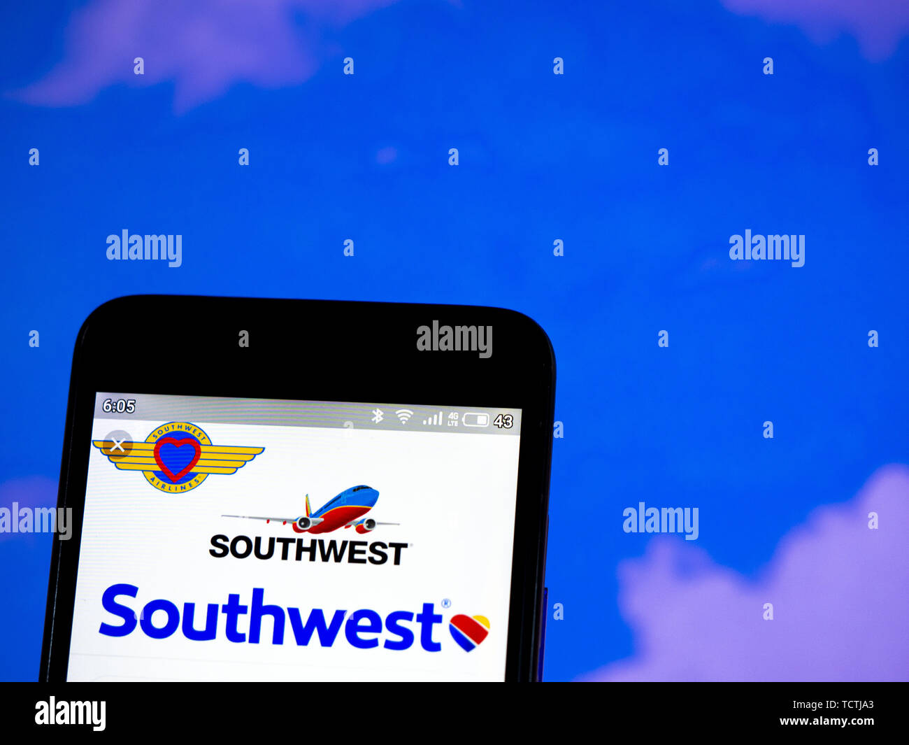 Kiev, Ukraine. 8th June, 2019. In this photo illustration the Southwest Airlines logo is seen displayed on a smartphone. Credit: Igor Golovniov/SOPA Images/ZUMA Wire/Alamy Live News Stock Photo