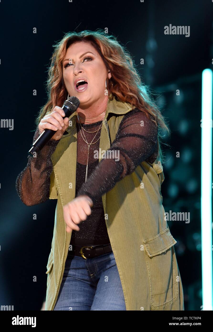 Jo Dee Messina Cma Fest Hi-Res Stock Photography And Images - Alamy