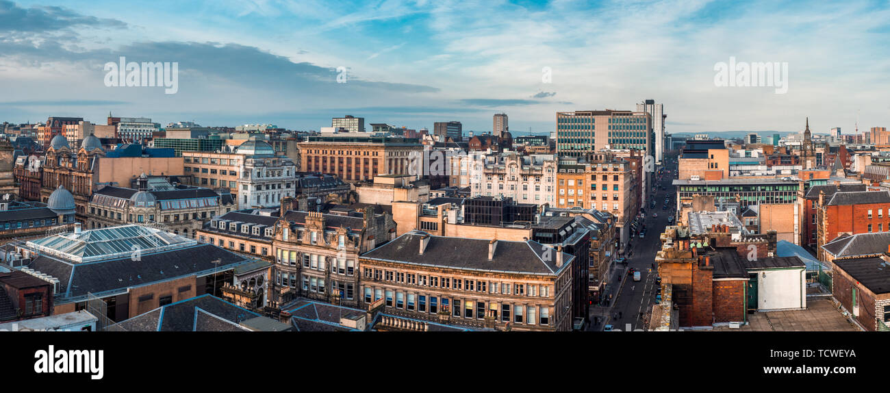 A wide panoramic looking out over buildings and streets in Glasgow city