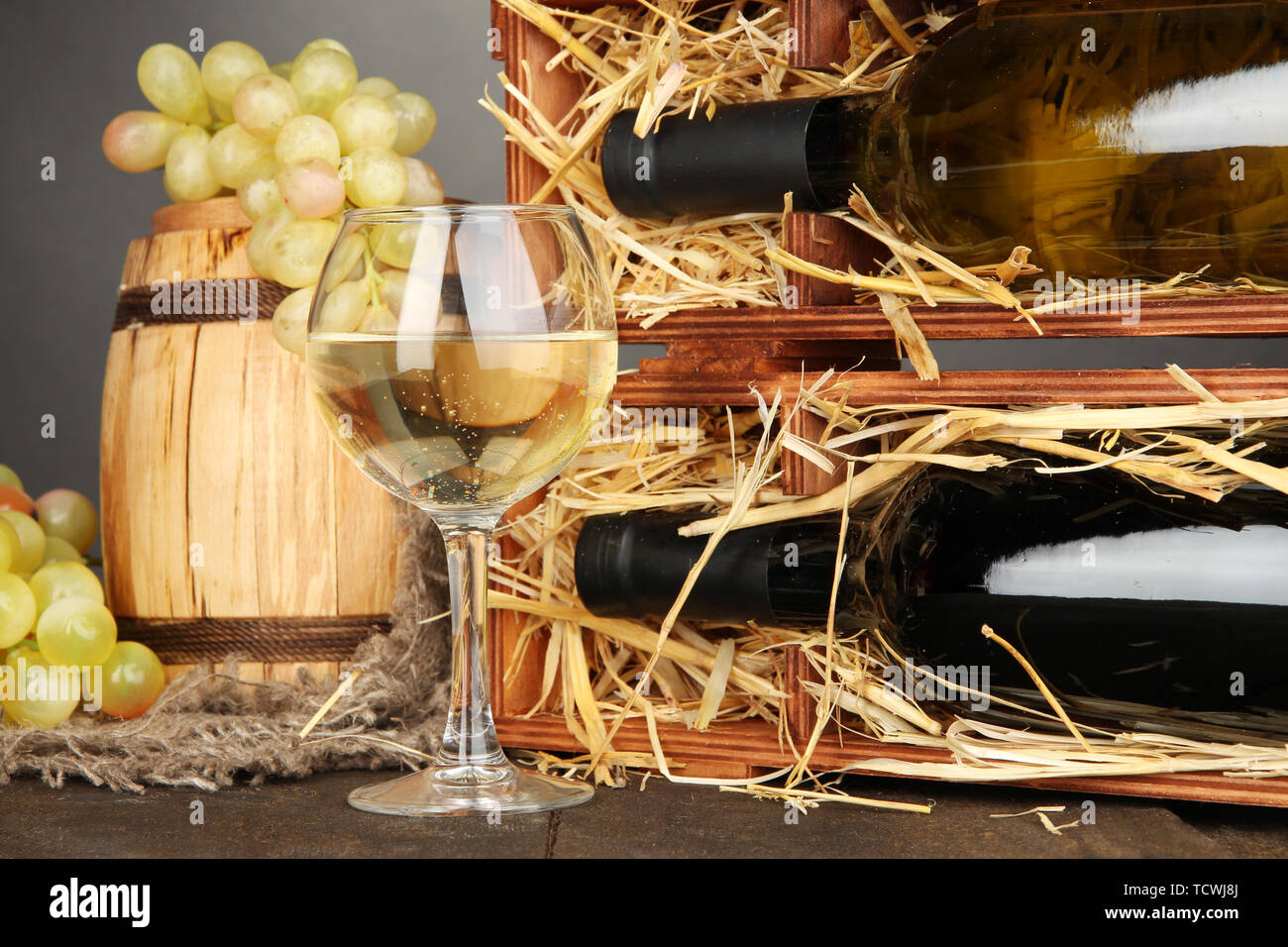 Table grape shipping hi-res stock photography and images - Alamy