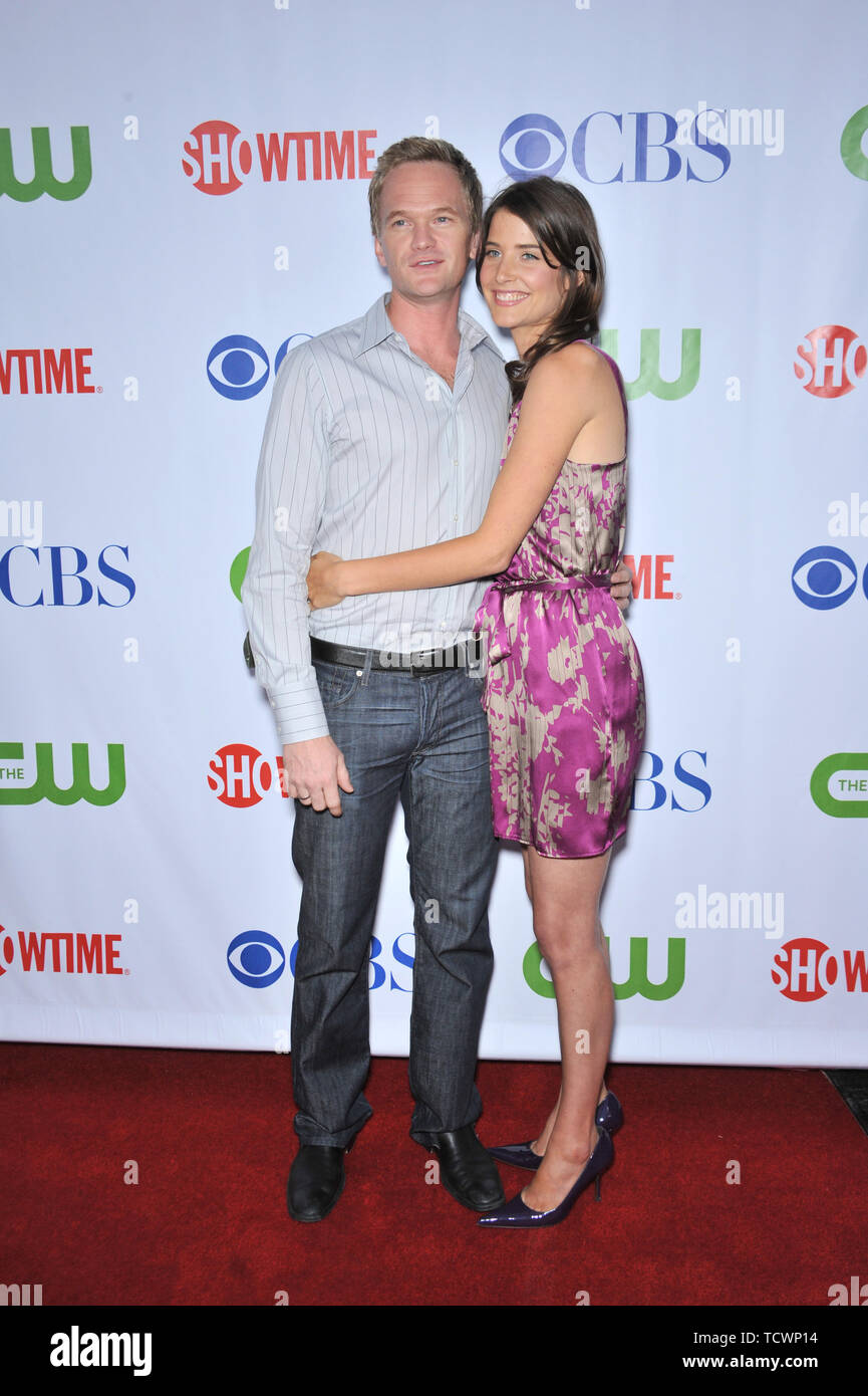 LOS ANGELES, CA. July 19, 2008: Neil Patrick Harris & Cobie Smulders ...
