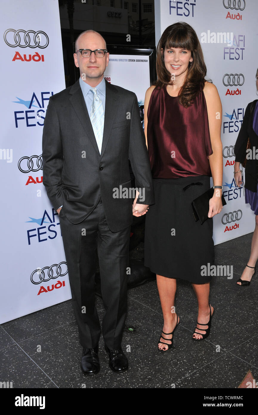 LOS ANGELES, CA. June 05, 2008: Director Steven Soderbergh & wife Jules