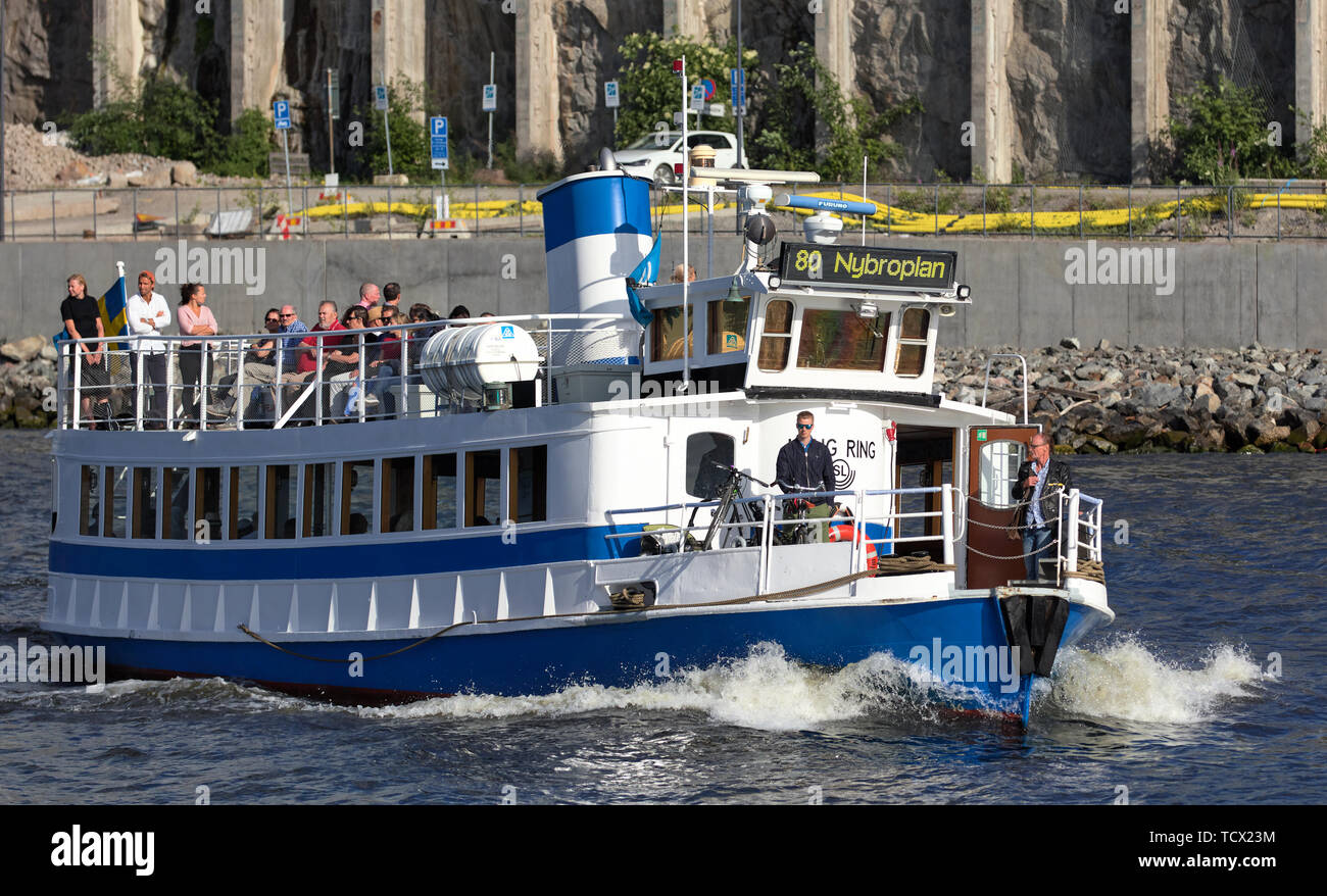 Kung Ring Commuter Boat In Stockholm Stock Photo Alamy