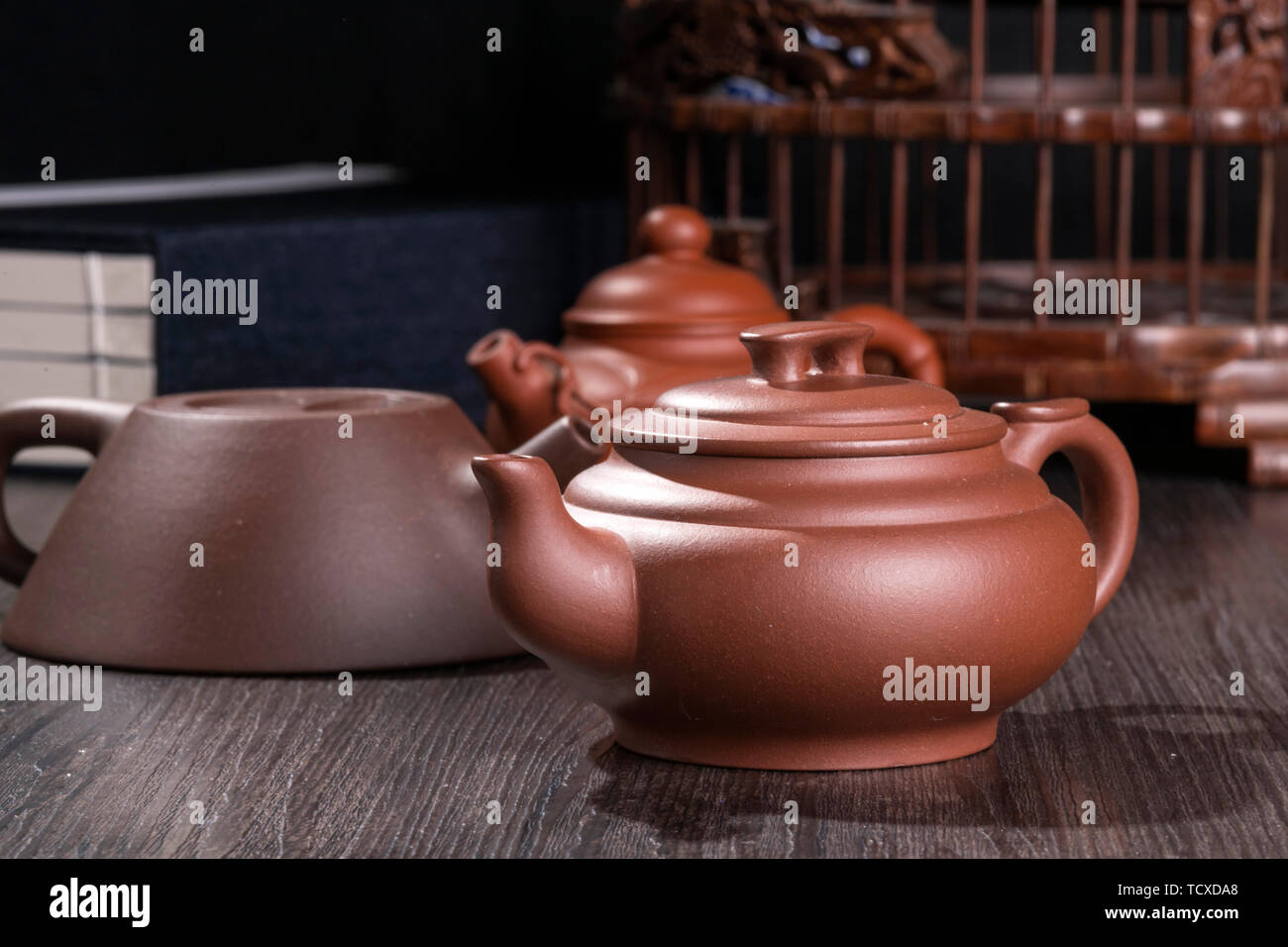 purple clay pot Stock Photo Alamy