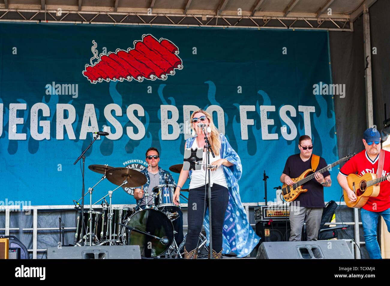 Kentucky bluegrass festival hires stock photography and images Alamy