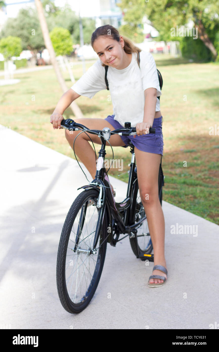 cycle for teenage girl