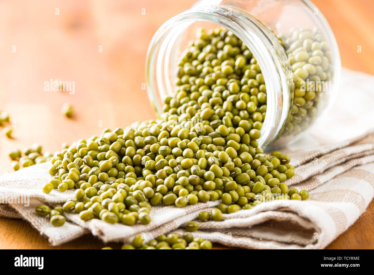 Mung beans plant hi-res stock photography and images - Alamy