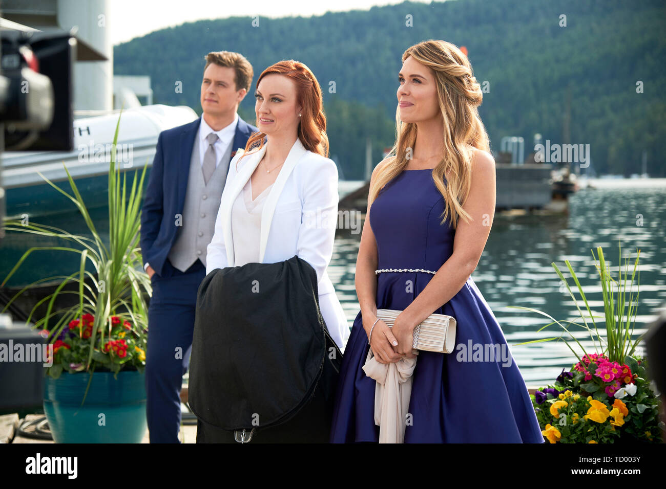 SAILING INTO LOVE, from left Garry Garneau, Fiona Vroom, Leah Renee
