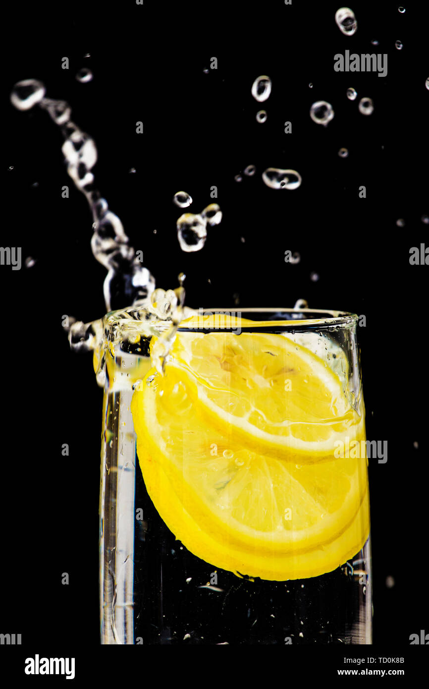 Splash clear lemonade Stock Photo Alamy
