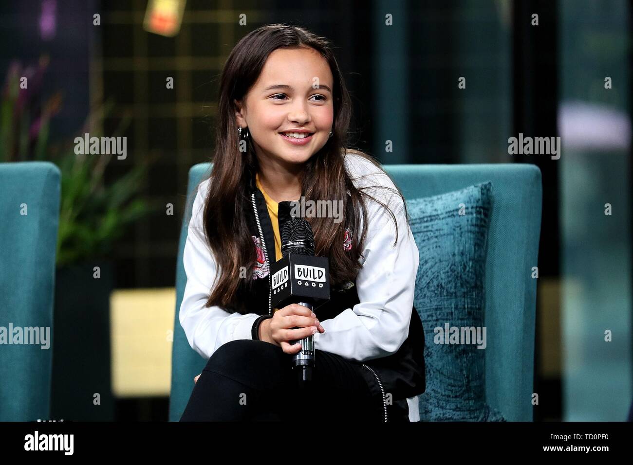 Kaylin hayman hires stock photography and images Alamy