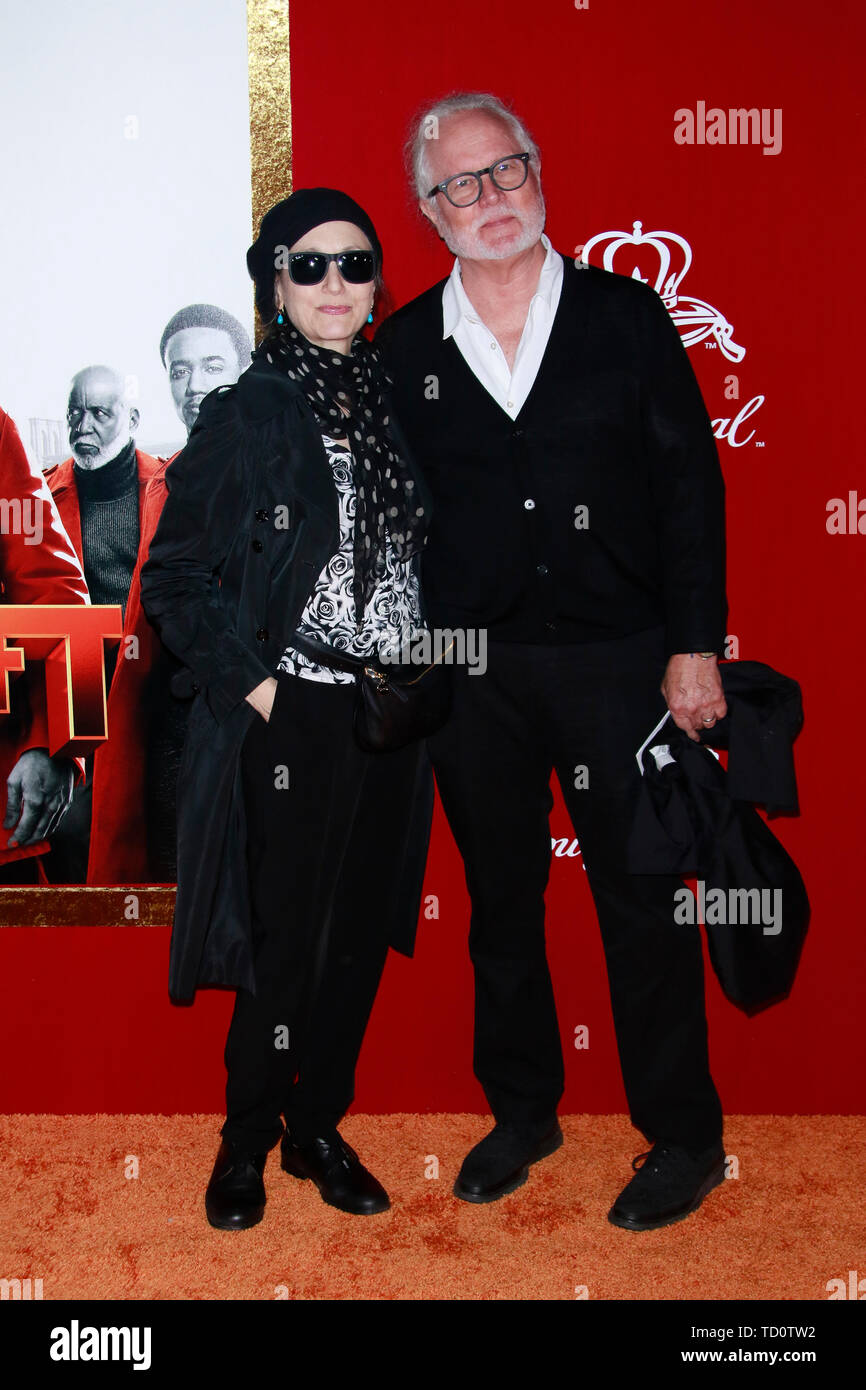 New York Ny Usa 10th June 19 Bebe Neuwirth At Shaft Premiere At Amc Lincoln Square New York Ny Usa 10th June 19 Bebe Neuwirth At Shaft Premiere At Amc Lincoln Square