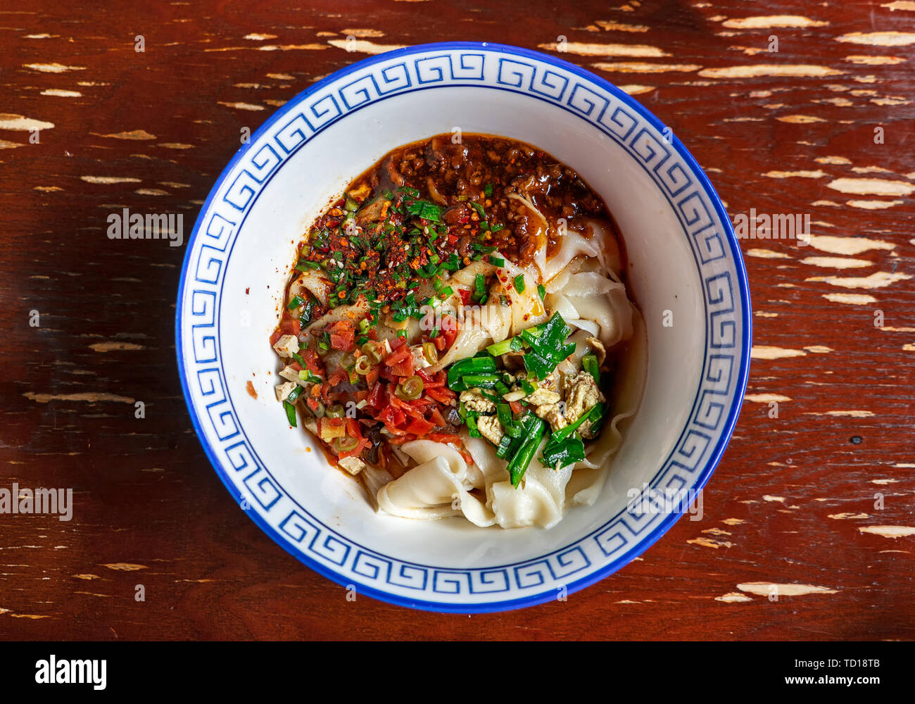 Oil splash noodles hires stock photography and images Alamy