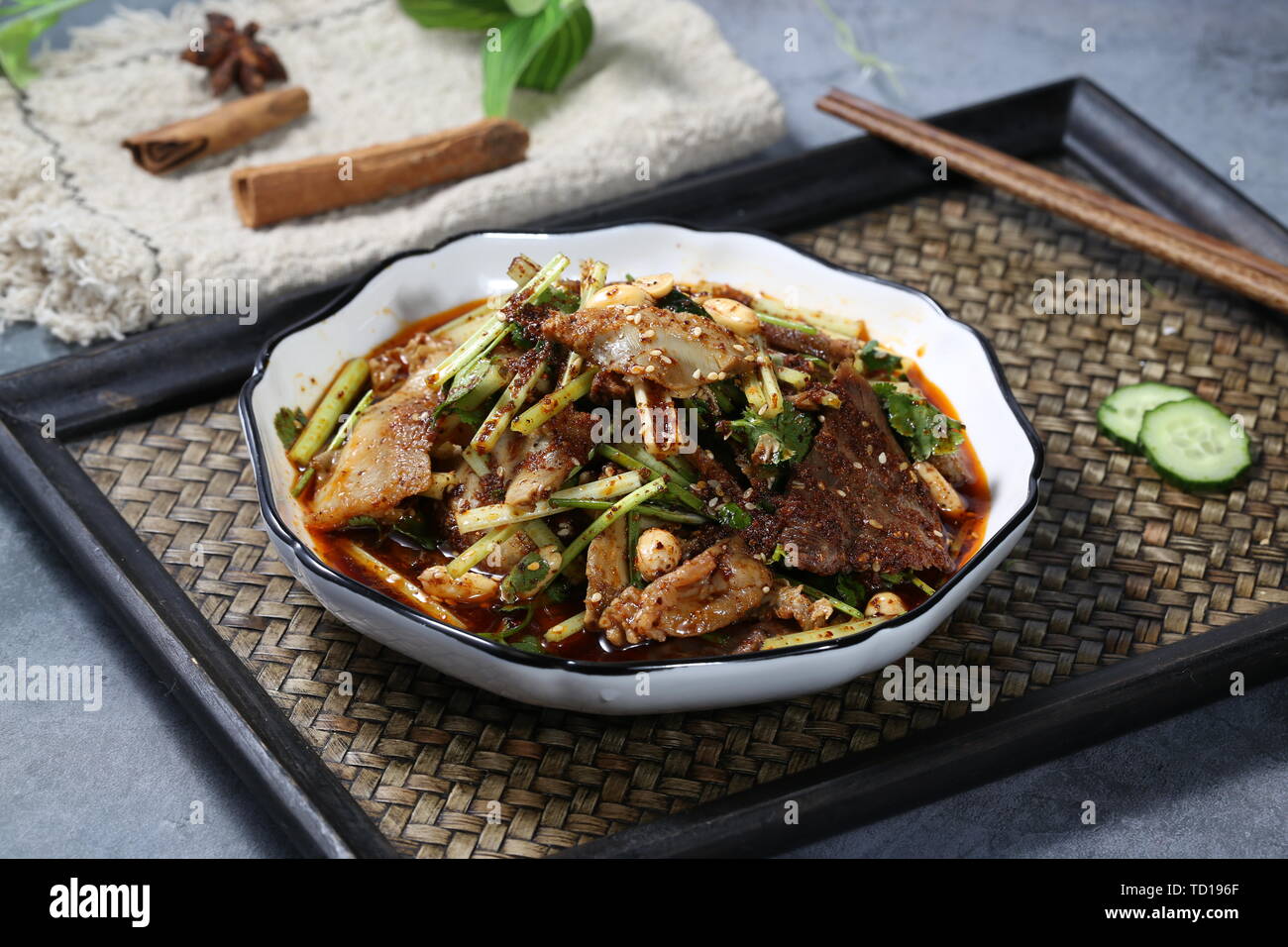 All kinds of Chinese cold vegetables, food from media friends