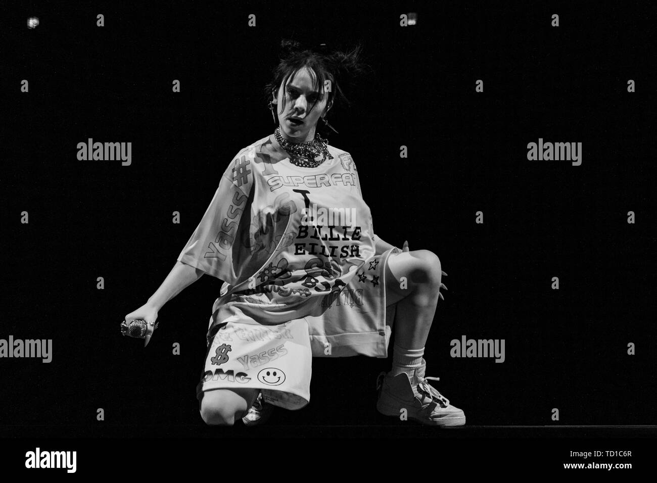 June 9, 2019 - Chicago, Illinois, U.S - BILLIE EILISH during the When We All Fall Asleep Tour at United Center in Chicago, Illinois (Credit Image: © Daniel DeSlover/ZUMA Wire) Stock Photo