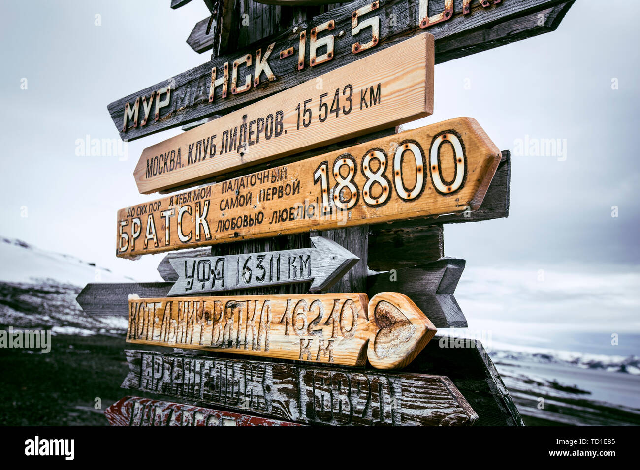 Antarctica, science station, Great Wall station, road signs, signs