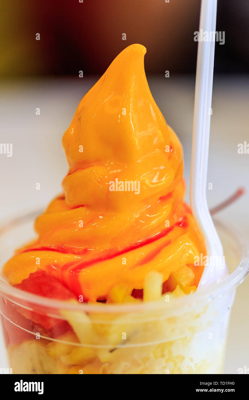 mango ice blended with ice cream