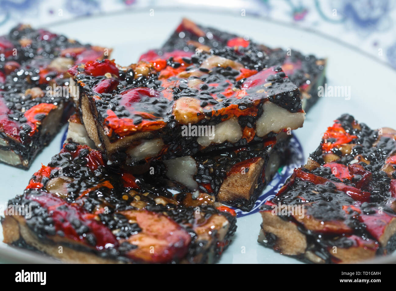 Gelatin ointment, Guyuan ointment, traditional blood replenishment medicinal meal Chinese