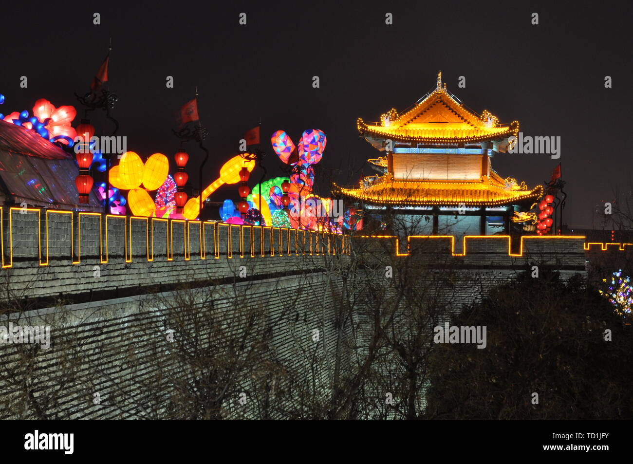 Night view of Xi'an city wall Stock Photo - Alamy