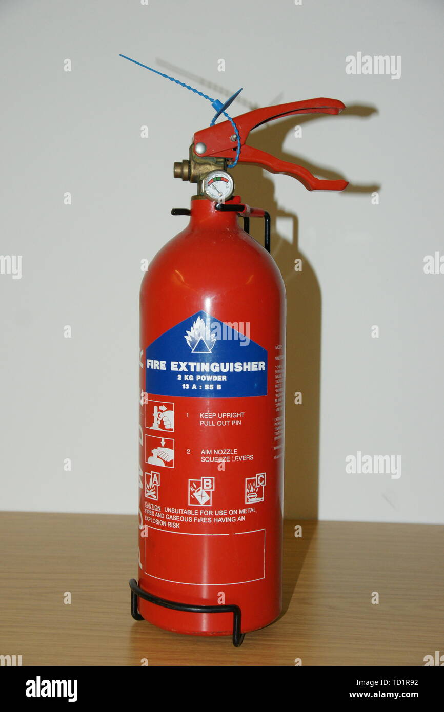 dry powder fire extinguisher, wood fire Stock Photo Alamy