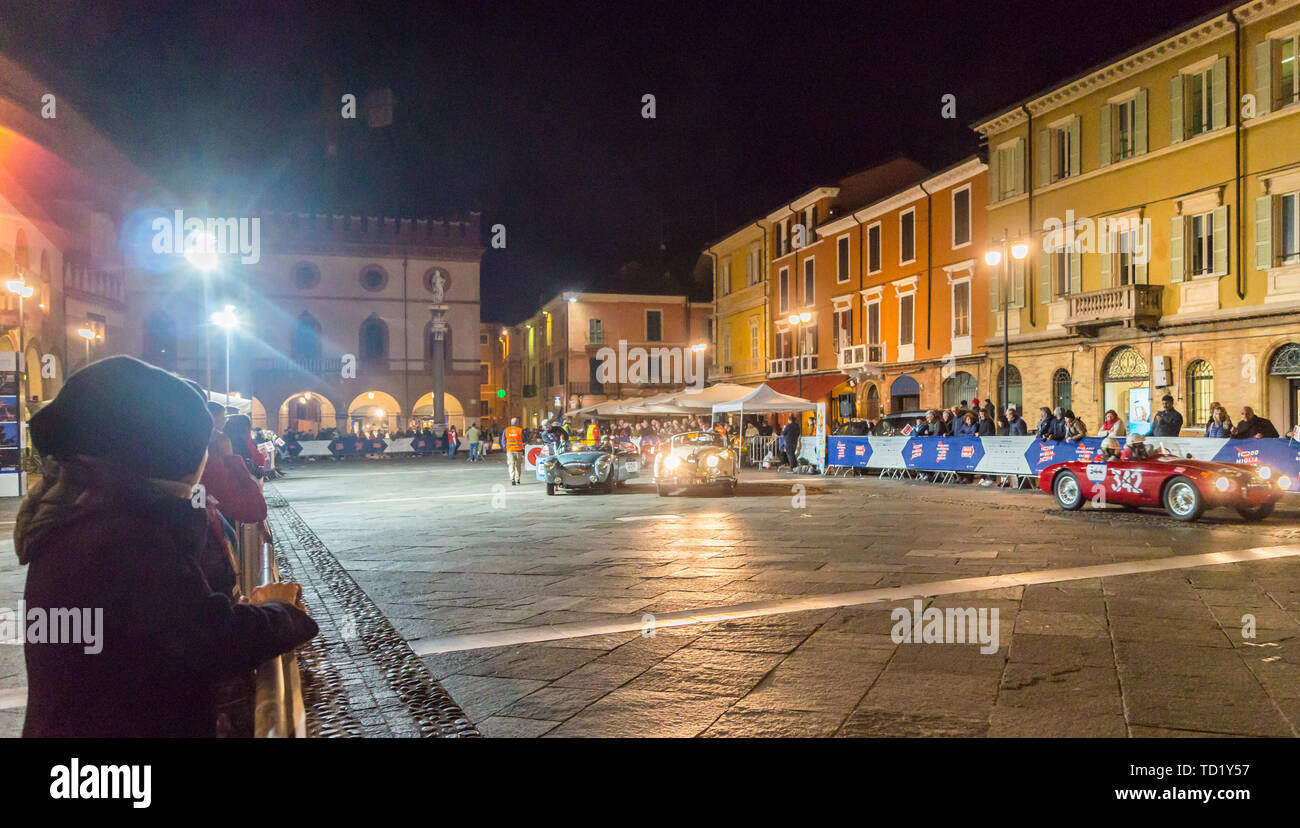 Austin-Healey 100/4, Jaguar XK140 and Osca MT4 1100, Mille Miglia classic car rally, Piazza del Popolo, Ravenna, Emilia-Romagna, Italy Stock Photo