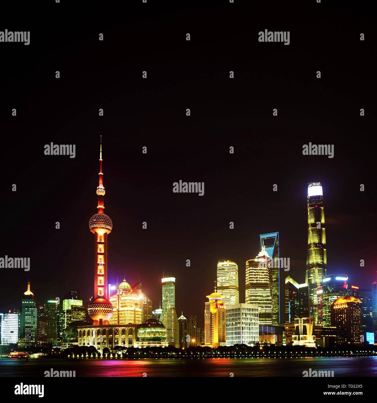 Night lights on bund hi-res stock photography and images - Alamy