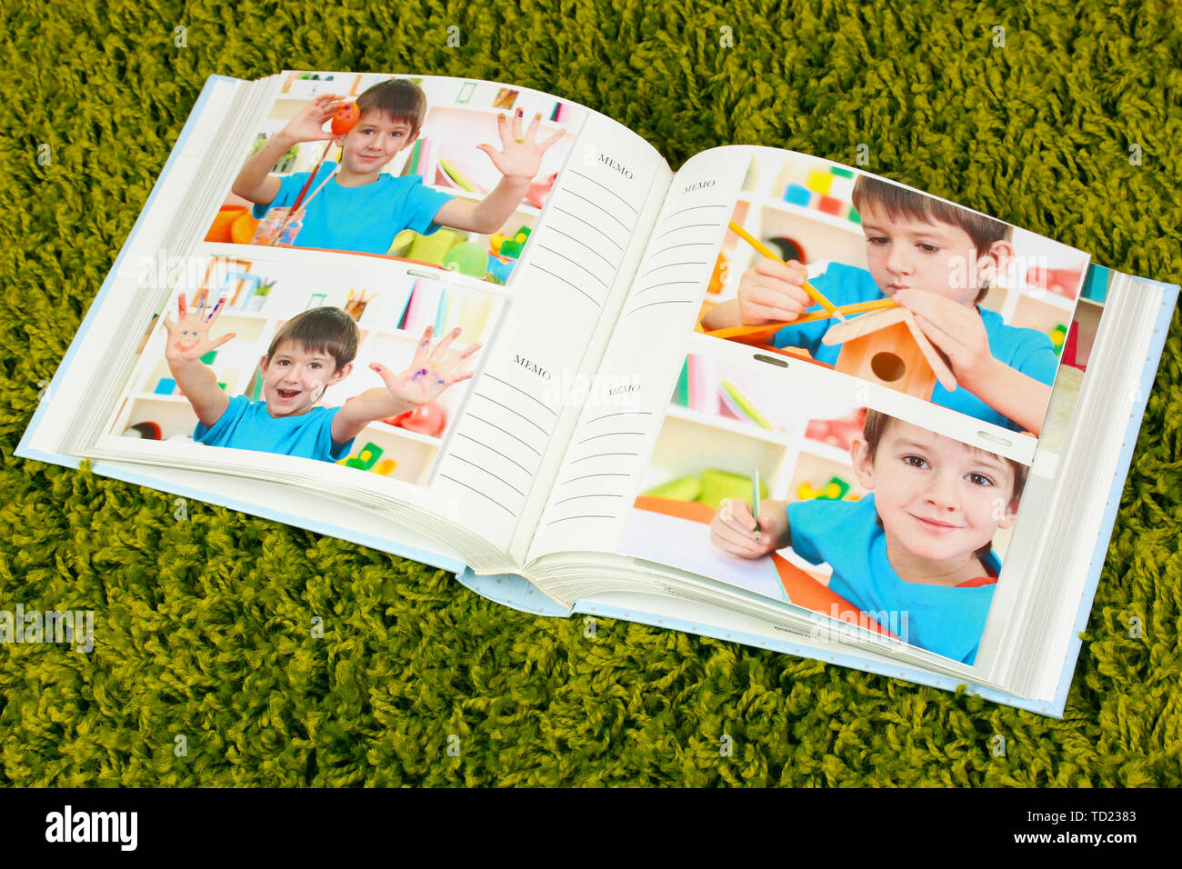 Open photo album hires stock photography and images Alamy