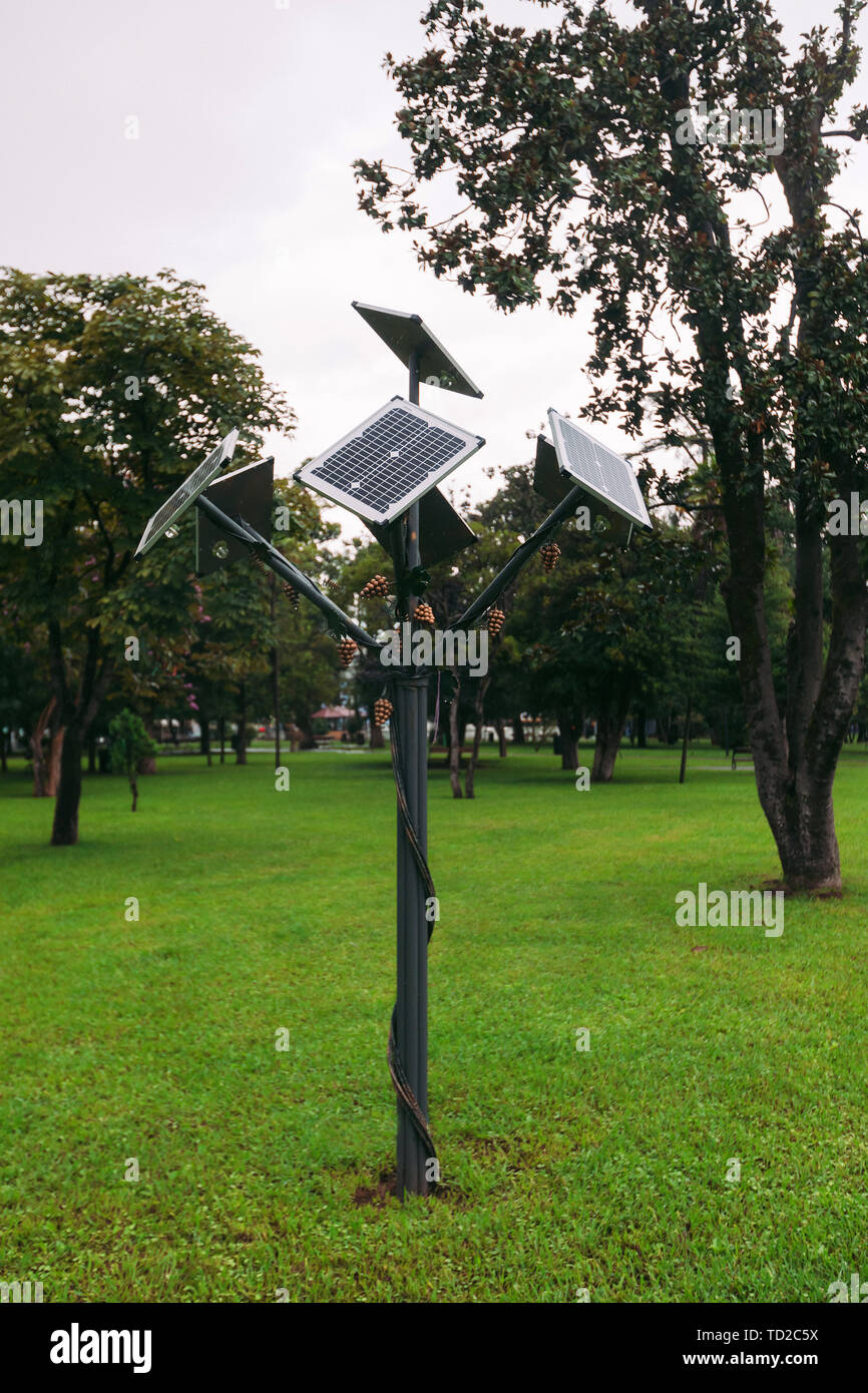 Solar powered street lamp hi-res stock photography and images - Alamy