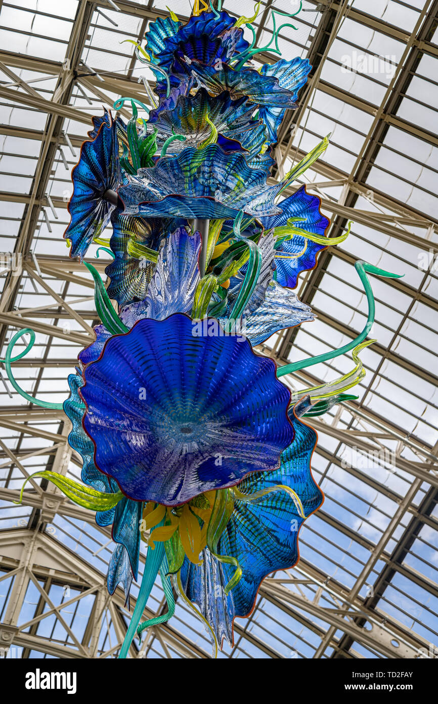 Temperate House Persians by Dale Chihuly, part of a glass sculpture exhibit in Kew Gardens. Stock Photo