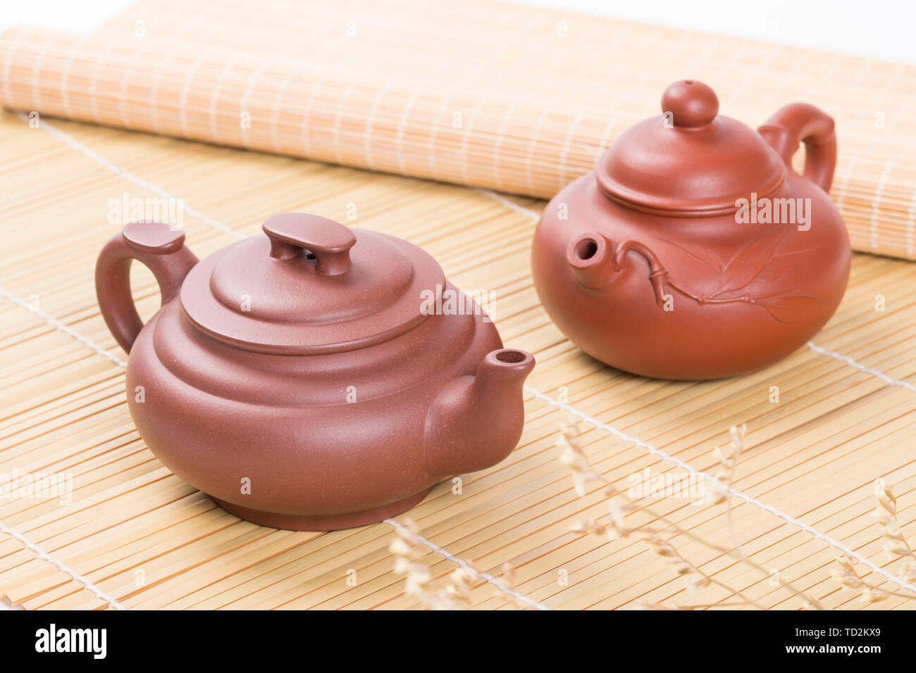 purple clay pot Stock Photo Alamy