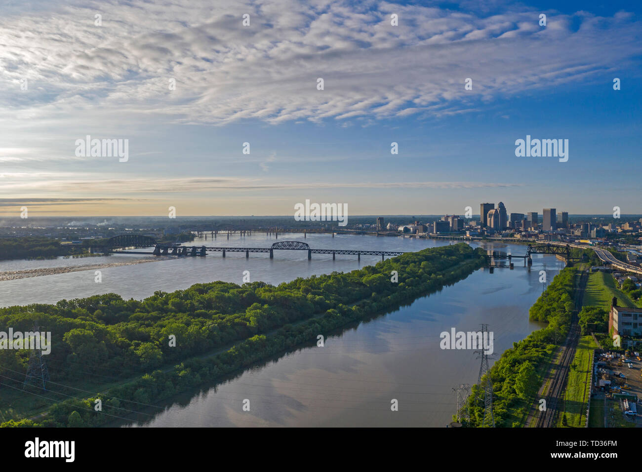 Louisville, Kentucky The Ohio River and downtown Louisville, Kentucky