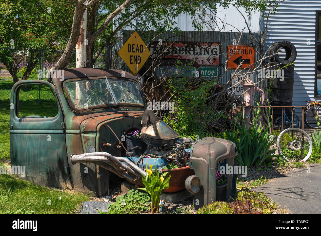 A rustic historic garage and car in Rosalia, Palouse, Washington, USA. Stock Photo