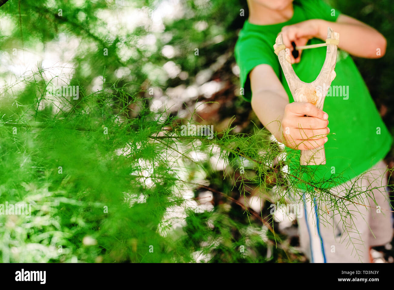 Page 2 Arm Sling Child High Resolution Stock Photography And Images Alamy