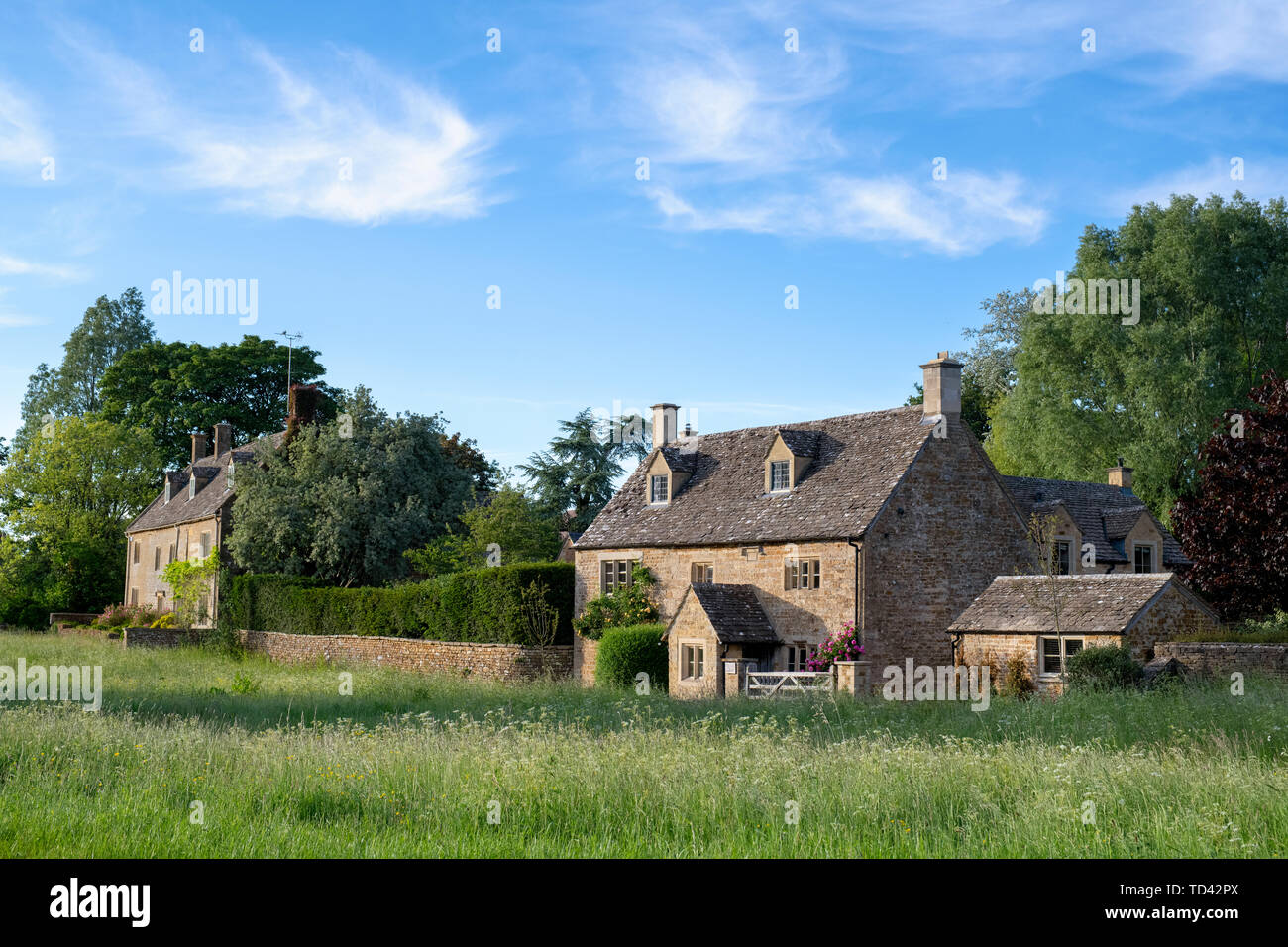 Cotswold stone cottage. Wyck Rissington, Cotswolds, Gloucestershire, England Stock Photo