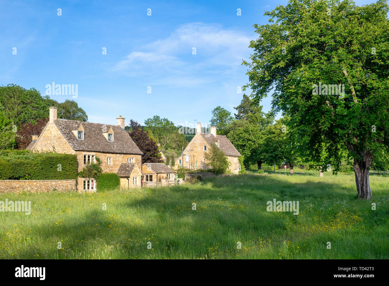 Cotswolds cottage hires stock photography and images Alamy
